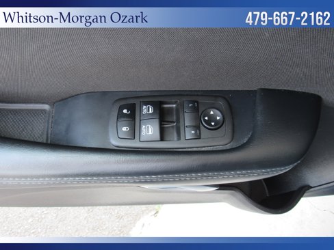 Used 2022 Dodge Challenger SXT w/ Blacktop Package image 27