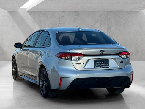 Used 2024 Toyota Corolla SE image 7