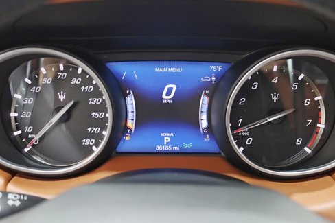 Used 2020 Maserati Levante GranSport image 16