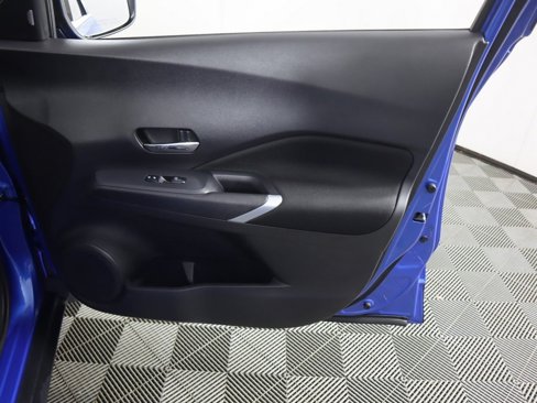 Used 2023 Nissan Kicks SV image 21