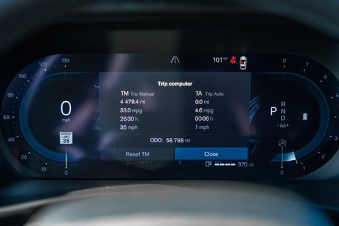 Certified 2023 Volvo XC40 B5 Plus w/ Driver Assist Package image 40