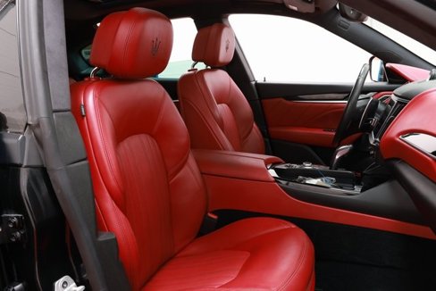 Used 2021 Maserati Levante S image 16