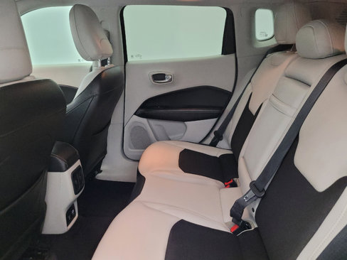 Used 2018 Jeep Compass Latitude w/ Popular Equipment Group image 18