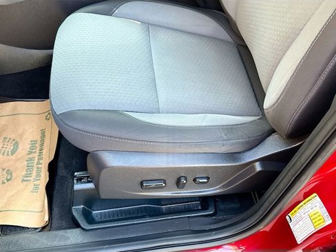 Used 2017 Ford Escape SE image 19