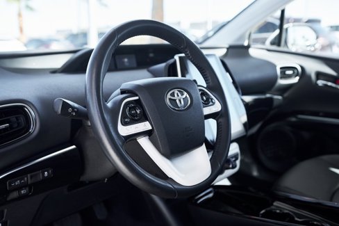 Used 2018 Toyota Prius Prime Premium image 20