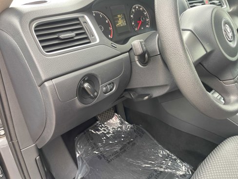 Used 2012 Volkswagen Jetta Sedan image 19