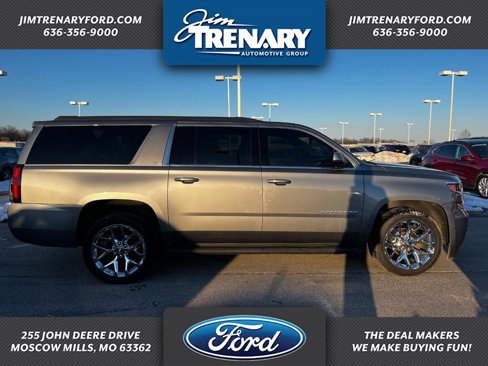 Used 2020 Chevrolet Suburban LT image 1