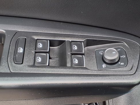 Used 2019 Volkswagen Atlas SEL Premium image 25
