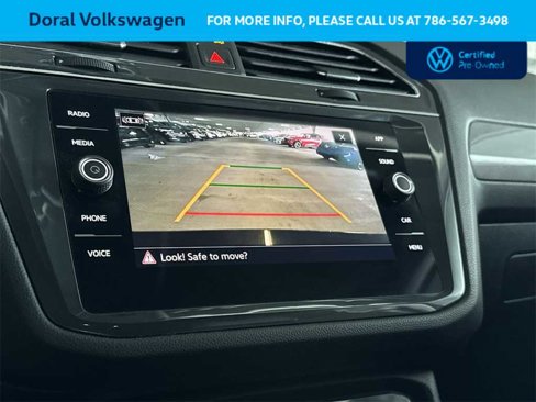 Used 2023 Volkswagen Tiguan SE image 19
