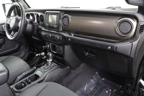 Used 2020 Jeep Wrangler Sport image 29