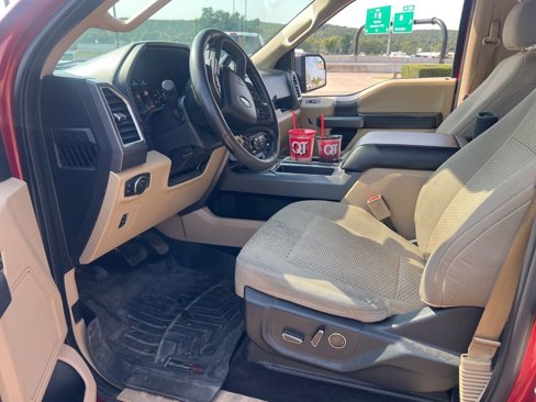 Used 2016 Ford F150 XLT w/ Equipment Group 302A Luxury image 8
