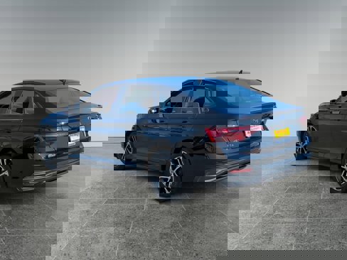 Used 2023 Volkswagen Jetta Sport image 3