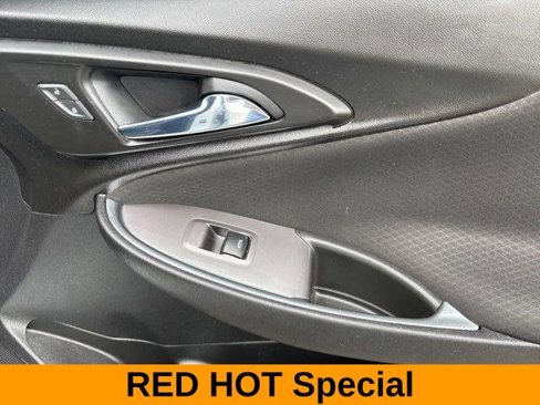 Used 2021 Chevrolet Malibu LT image 41