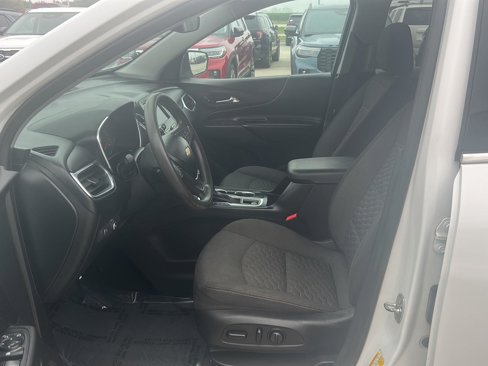 Used 2020 Chevrolet Equinox LT image 11