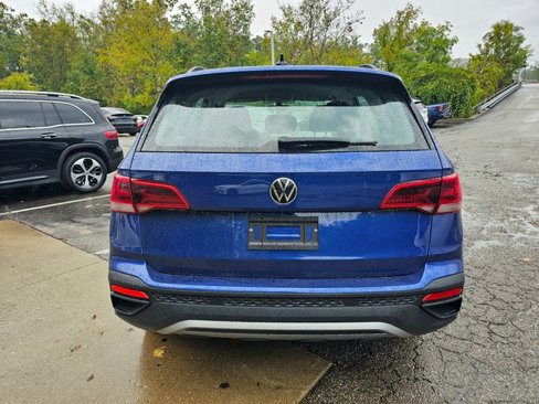 Used 2023 Volkswagen Taos S image 9