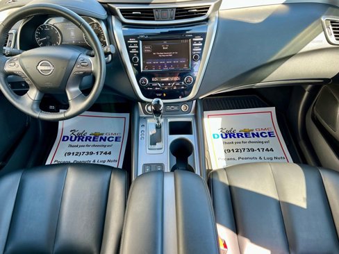 Used 2023 Nissan Murano SV image 17