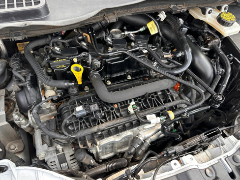 Used 2019 Ford Escape SE image 33