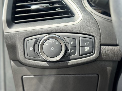Used 2022 Ford Edge SEL w/ Convenience Package image 21