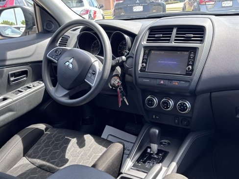 Used 2024 Mitsubishi Outlander Sport AWD image 19