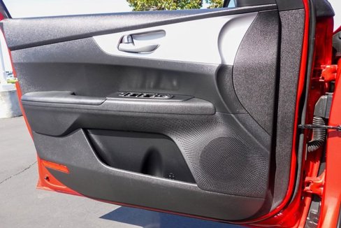 Used 2023 Kia Forte LXS w/ LXS Technology Package image 24