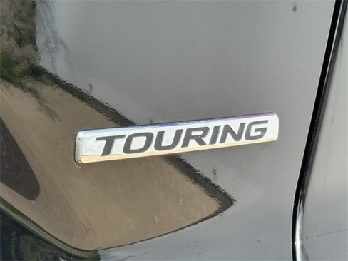 Used 2019 Honda CR-V Touring image 10
