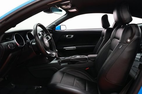 Used 2022 Ford Mustang Coupe image 9