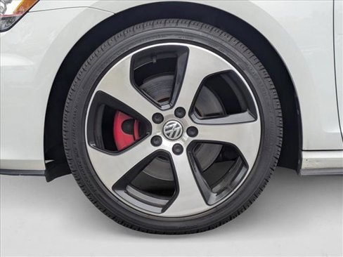 Used 2015 Volkswagen GTI SE w/ Lighting Package (SEL) image 24