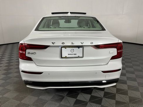 Certified 2024 Volvo S60 T8 Ultimate image 5