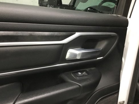 Used 2019 RAM 1500 Big Horn image 13