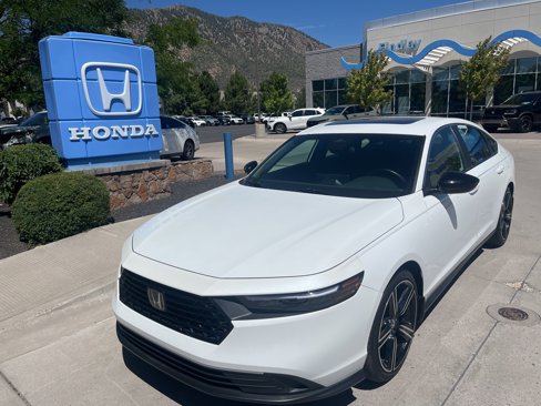 Used 2023 Honda Accord Sport image 9
