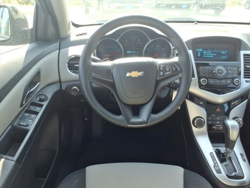 Used 2016 Chevrolet Cruze LS image 5