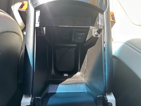 Used 2015 Ford Edge Titanium w/ Equipment Group 302A image 8