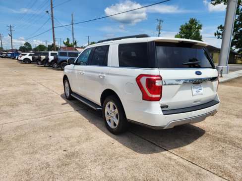 Used 2021 Ford Expedition XLT image 4