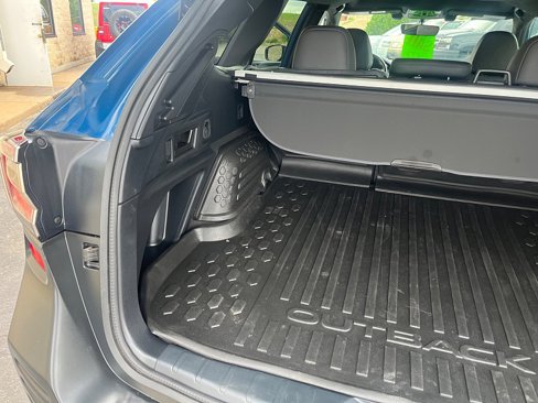 Used 2022 Subaru Outback Wilderness image 19
