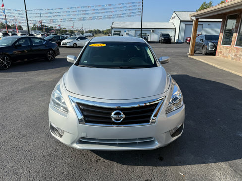 Used 2014 Nissan Altima 2.5 SV image 9