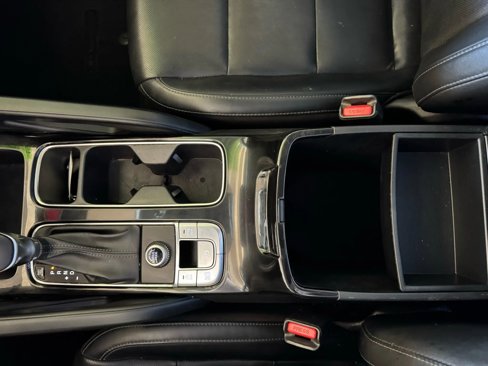 Used 2020 Kia Telluride S image 16