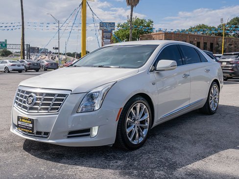 Used 2014 Cadillac XTS Luxury w/ Driver Awareness Package image 9