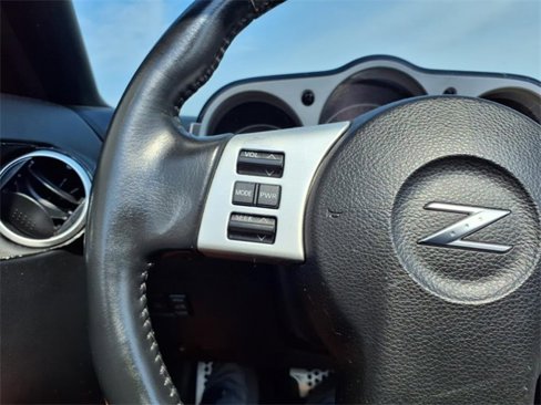Used 2006 Nissan 350Z Touring image 20