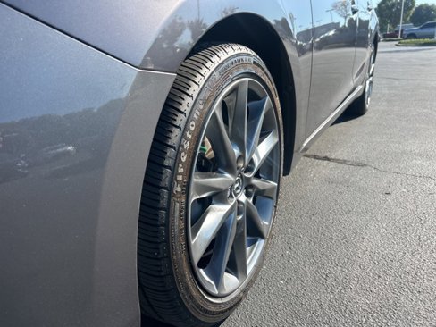 Used 2018 MAZDA MAZDA3 Grand Touring w/ Premium Equipment Package image 10