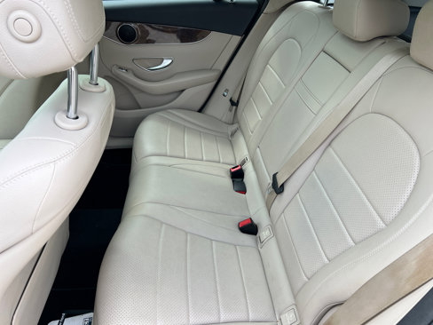 Used 2018 Mercedes-Benz GLC 300 image 27