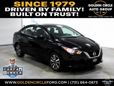 Used 2022 Nissan Versa SV image 1