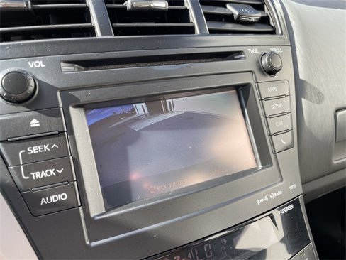 Used 2014 Toyota Prius V Three image 20