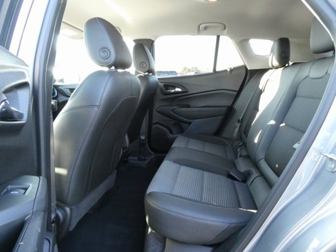 Certified 2024 Chevrolet Trax LT w/ LT Convenience Package image 16