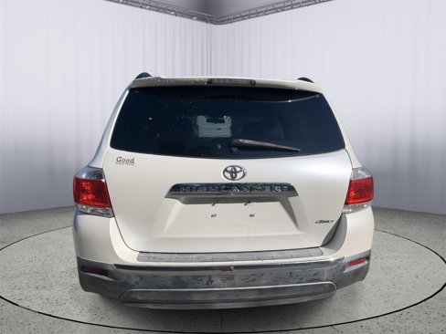 Used 2012 Toyota Highlander 4WD image 6