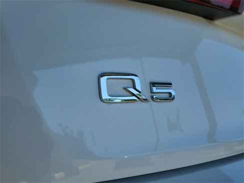 Used 2018 Audi Q5 2.0T Premium image 13