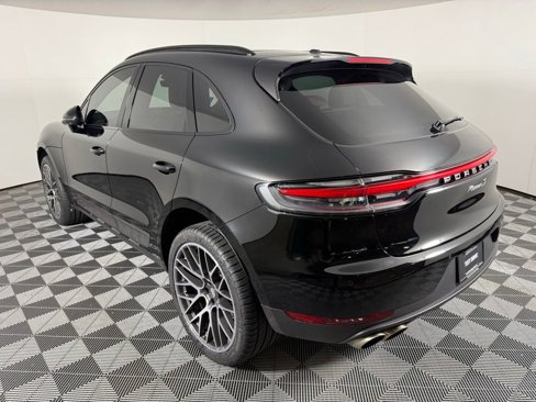 Certified 2021 Porsche Macan S image 3