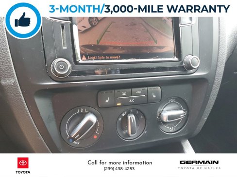 Used 2016 Volkswagen Jetta SE image 28