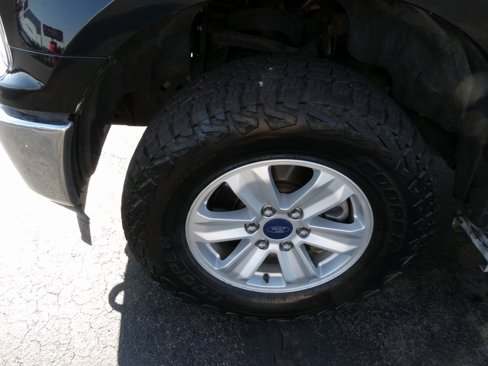 Used 2018 Ford F150 XLT w/ FX4 Off-Road Package image 11