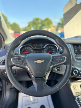 Used 2019 Chevrolet Cruze LT w/ Convenience Package image 15