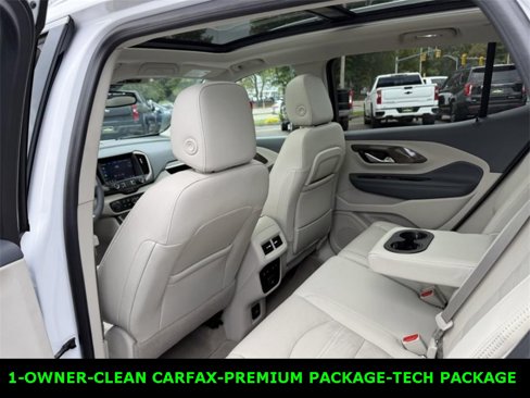 Used 2023 GMC Terrain Denali w/ Denali Premium Package image 12